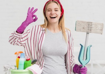 smiley woman showing ok sign 1